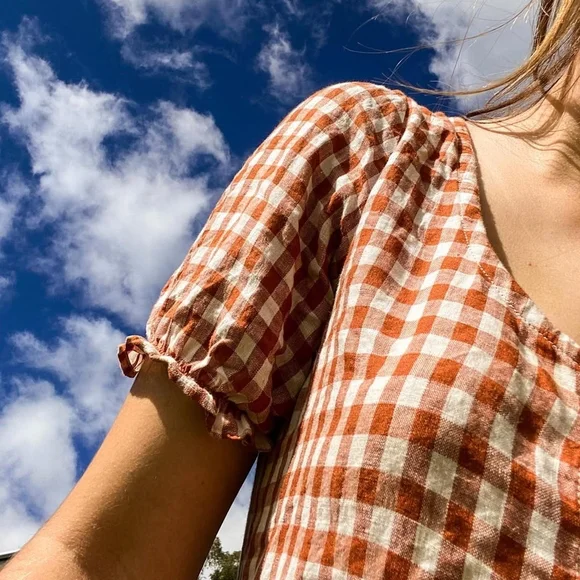 Betty And Eve, Handmade 100% Linen Red Gingham Mini Dress - Picture 4 of 5